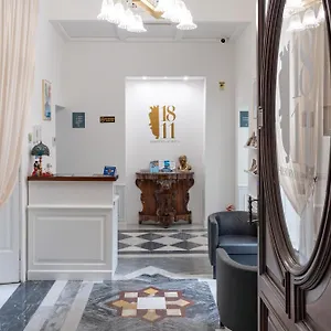 לינה וארוחת בוקר 1811 Residenza Storica, נאפולי