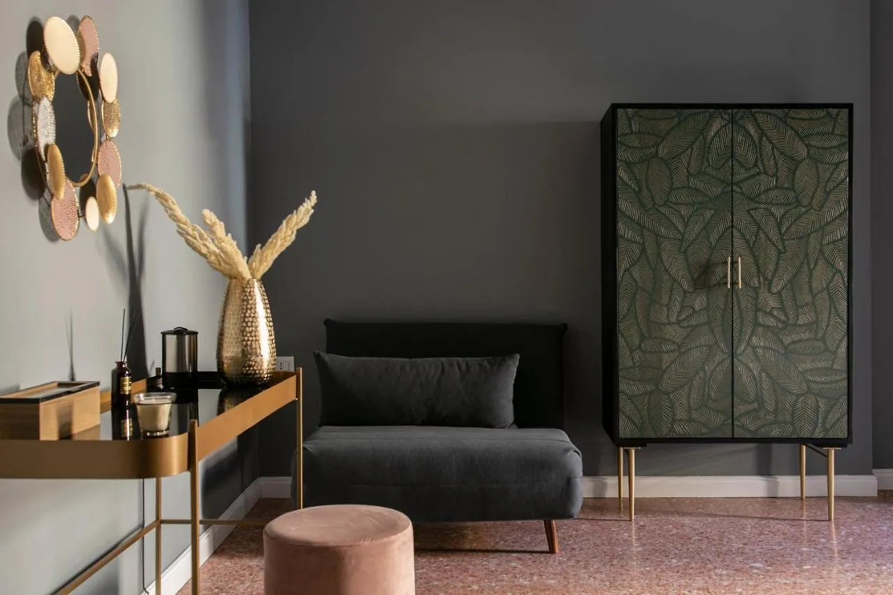 Quatrum Napoli - B&B בית הארחה