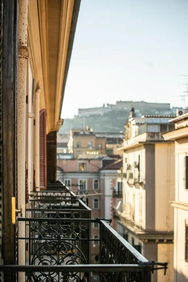 Πανσιόν Quatrum Napoli - B&B